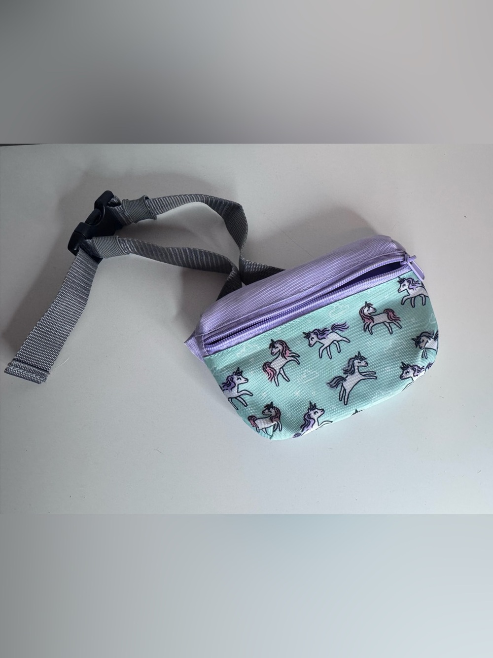 Wonder Co. by Crocodile Creek Unicorn Fanny Pack, like new